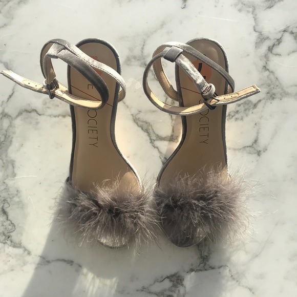 Sole Society Grey Velvet Pumps with Fur - Picture 2 of 7